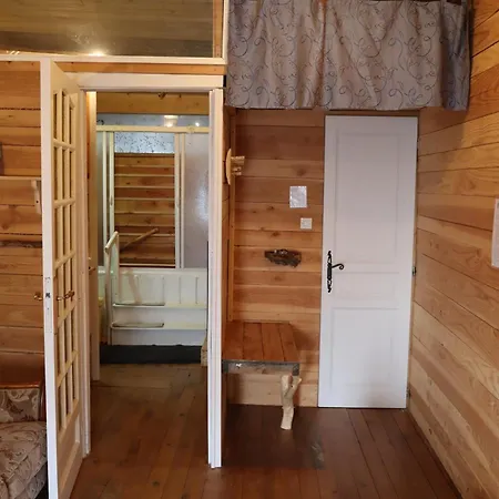 La Verte Salamandre 3*