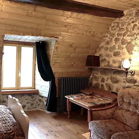 La Verte Salamandre Bed & Breakfast Allanche