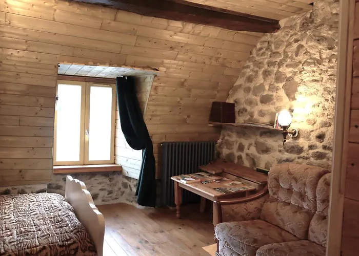 La Verte Salamandre Alojamento de Acomodação e Pequeno-almoço Allanches